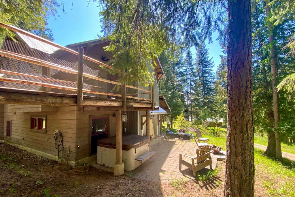 Eureka Lodge