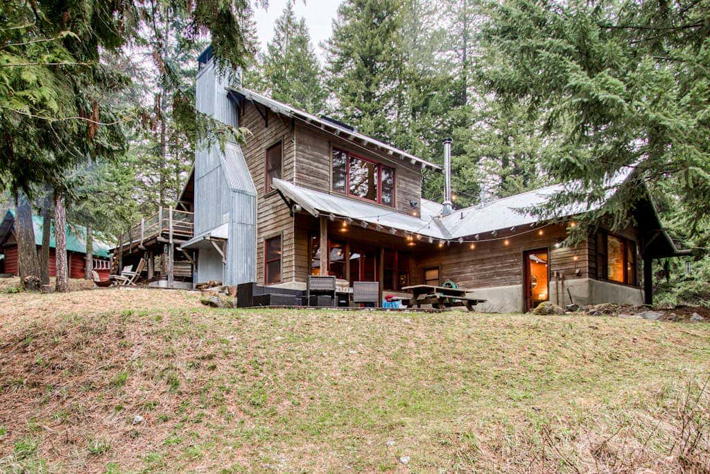 Eureka Lodge