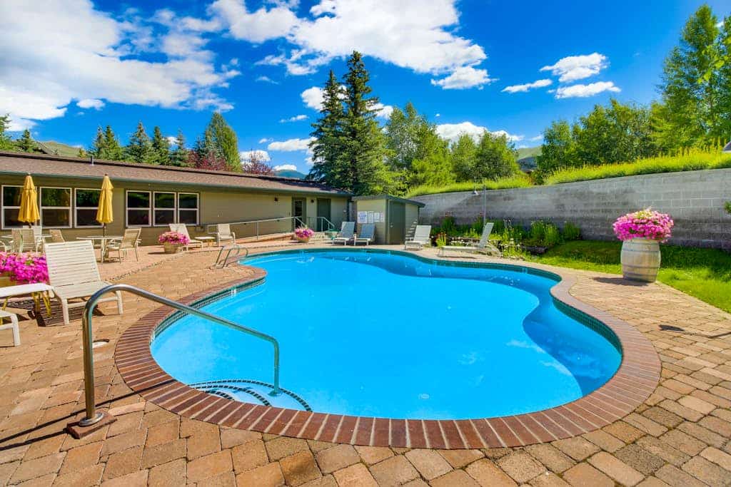 Welcoming Condo with Shared Pools, Hot Tub, Sauna, & Tennis