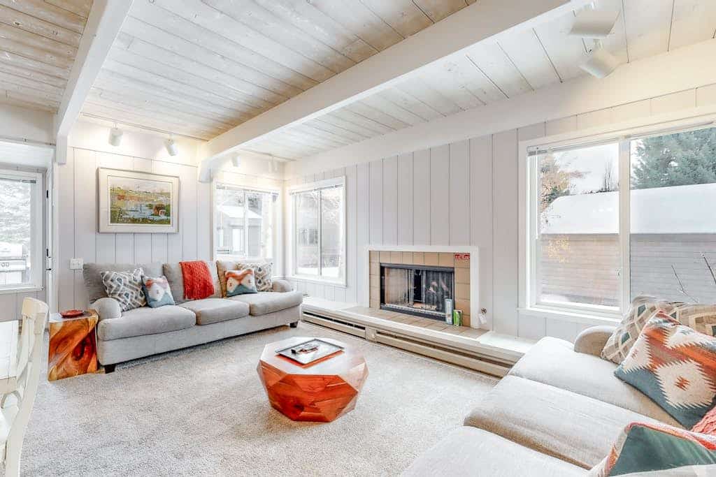Close to Sun Valley Resort w/ access pass to resort amenities