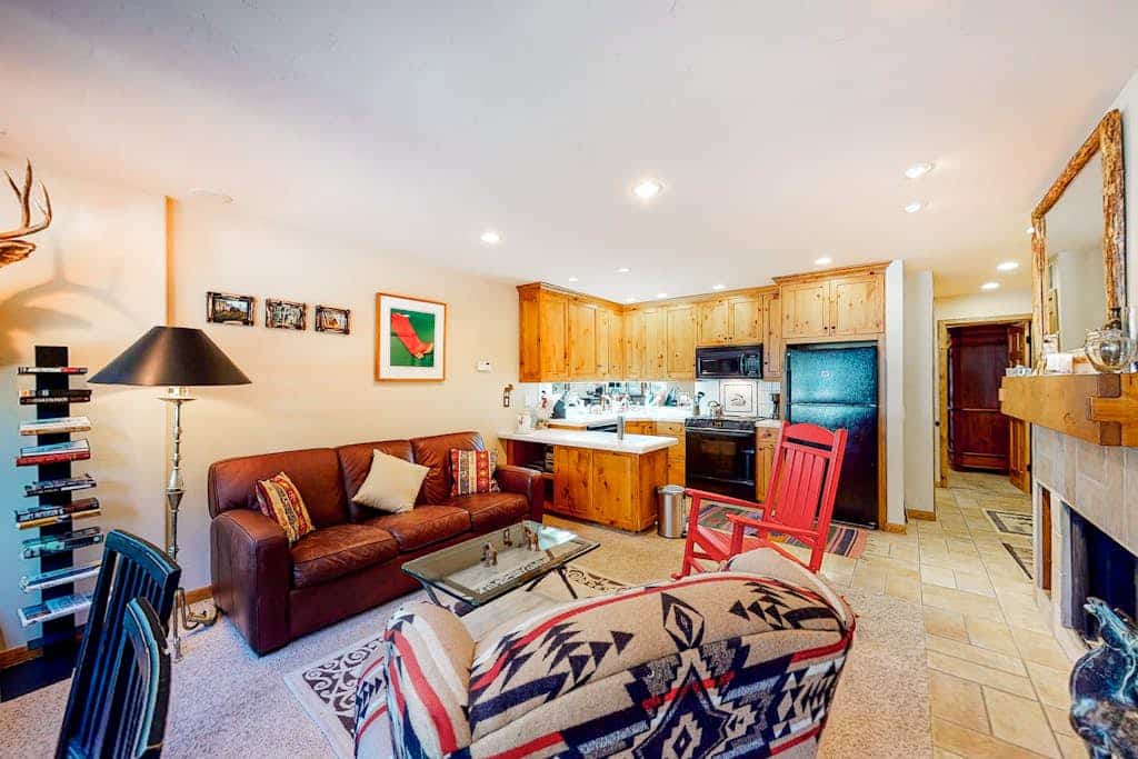 Ski-in/ski-out condo with pool, mountain view, balcony, & easy trail access