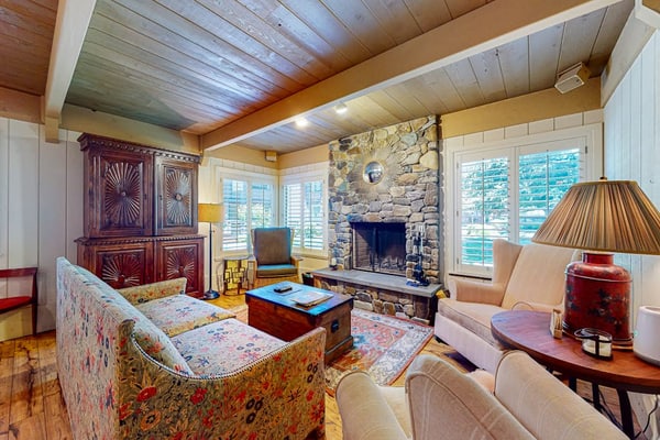 Villager Retreat | Condo in Sun Valley with a wood-burning fireplace