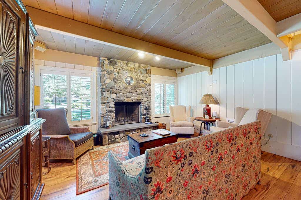 Villager Retreat | Condo in Sun Valley with a wood-burning fireplace