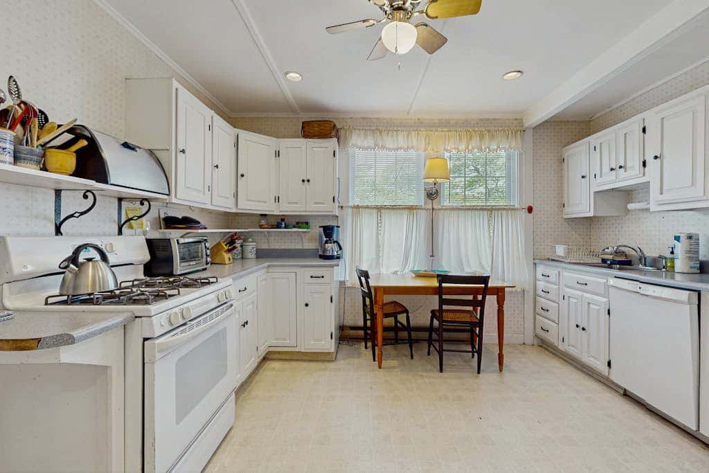 Andrews Point Ocean Home