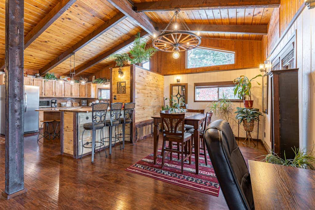 Hilltop Hideaway