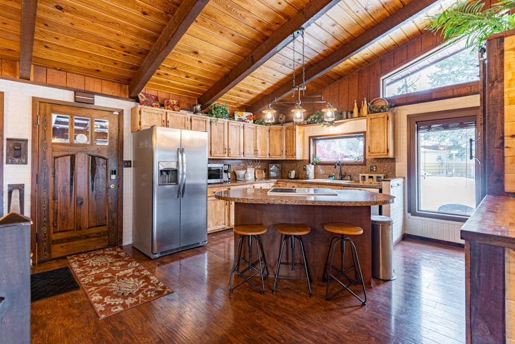 Hilltop Hideaway