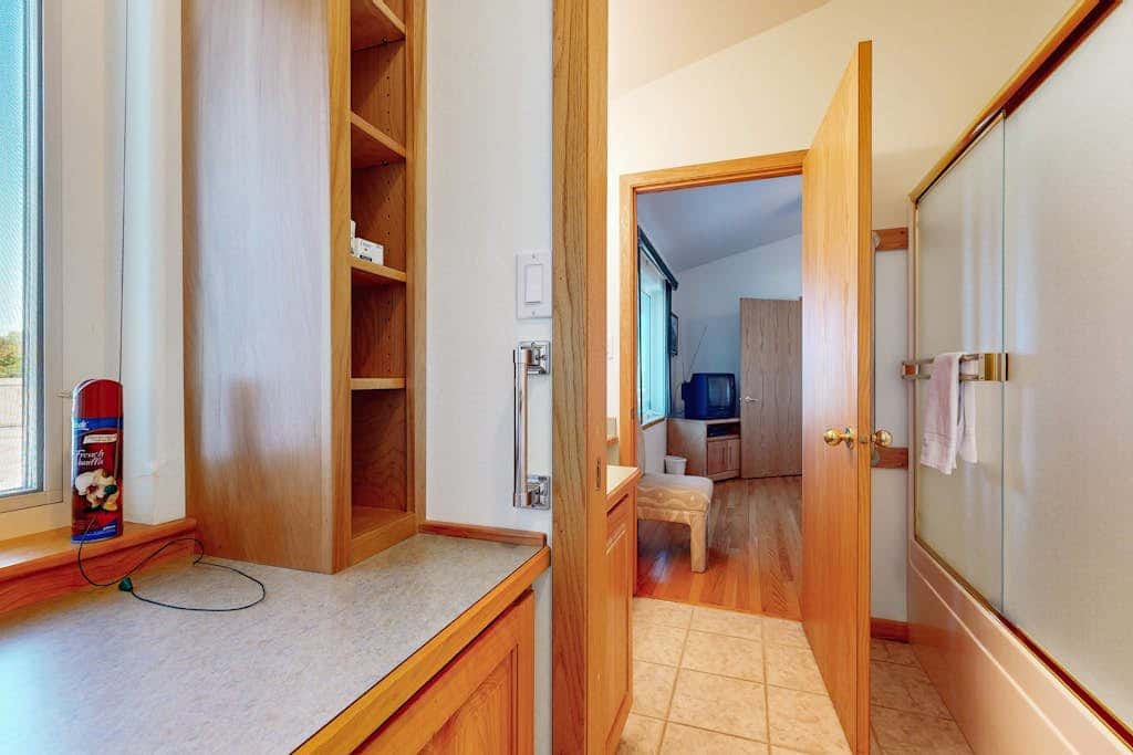 Sunnyside Retreat