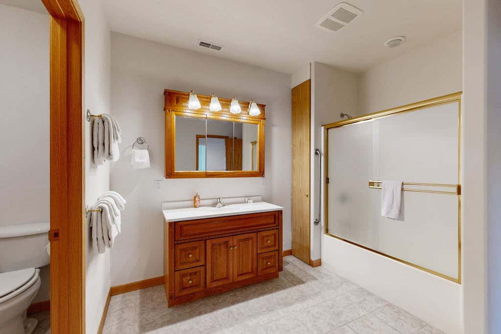 Sunnyside Retreat