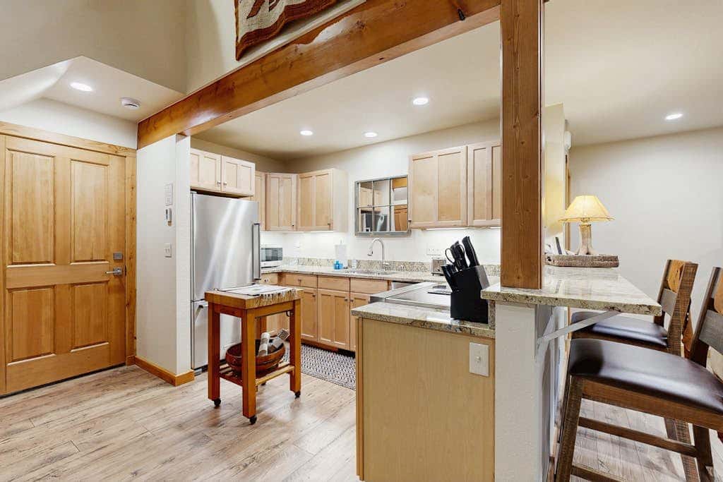 Deer Pine Cabin