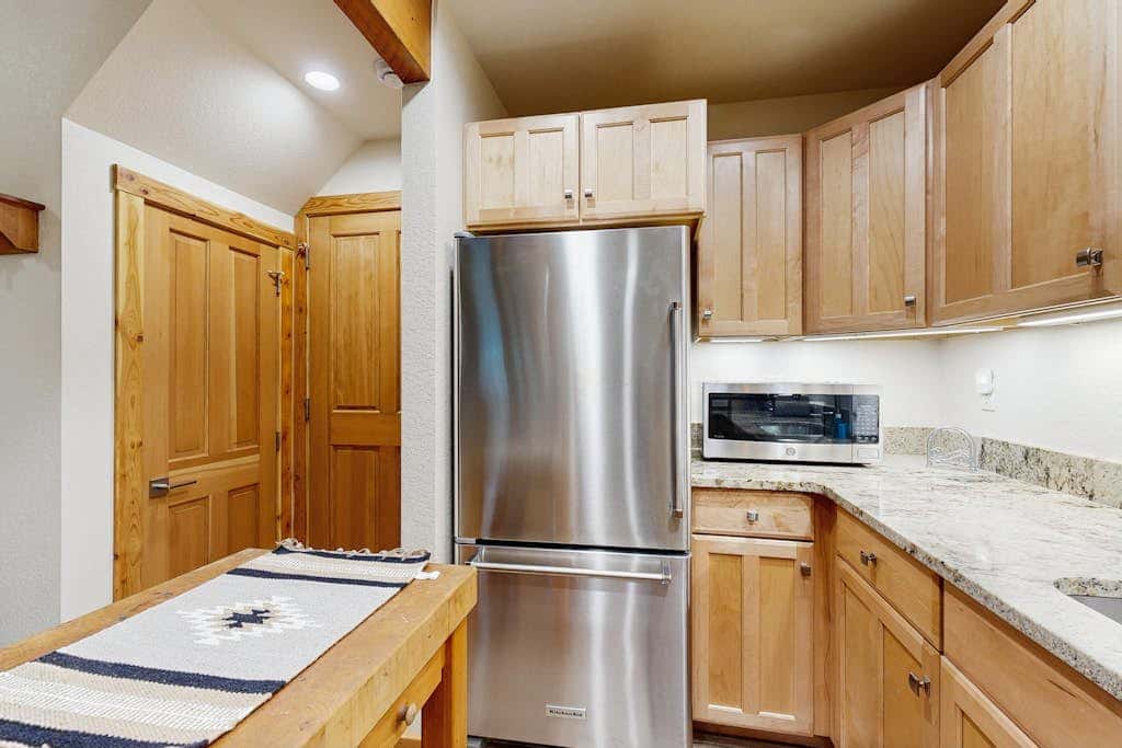 Deer Pine Cabin