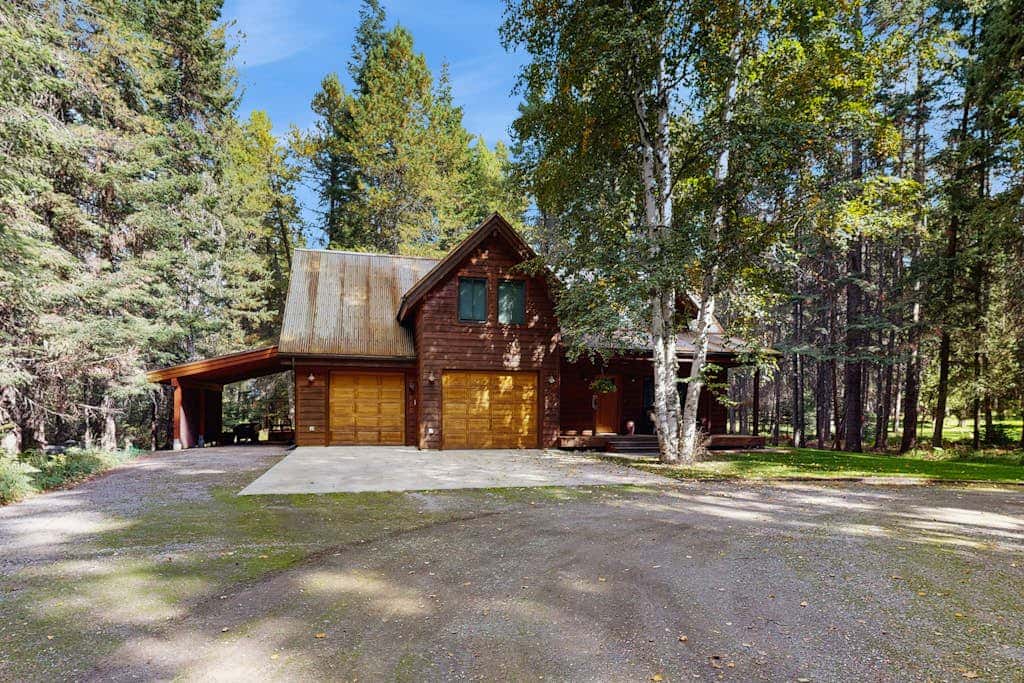 Deer Pine Cabin