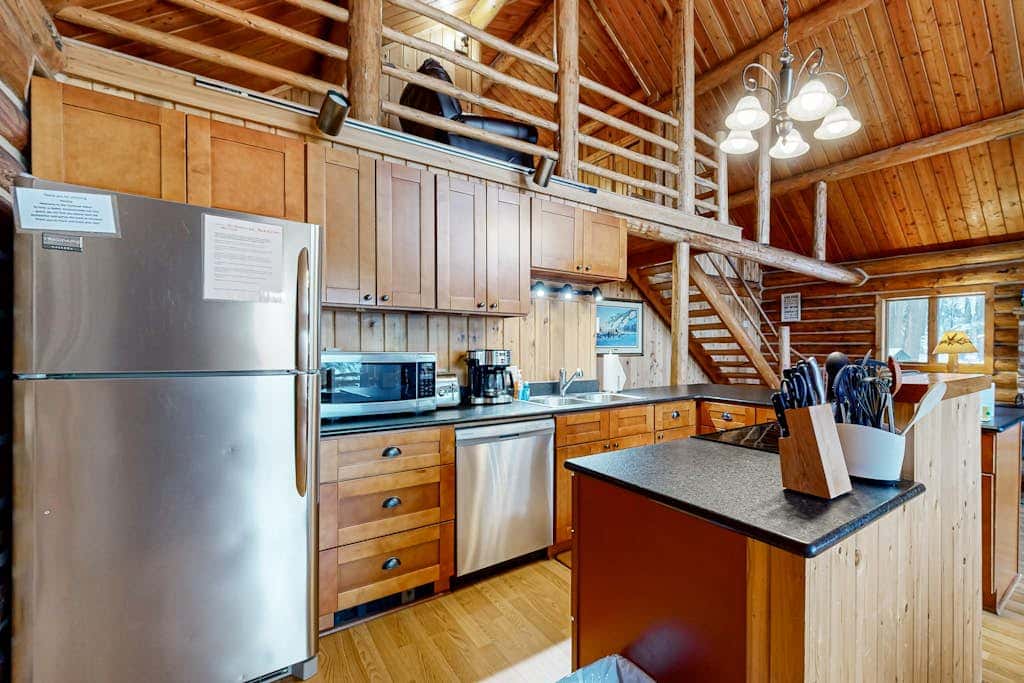 Blacktail Cabin