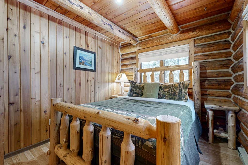 Blacktail Cabin