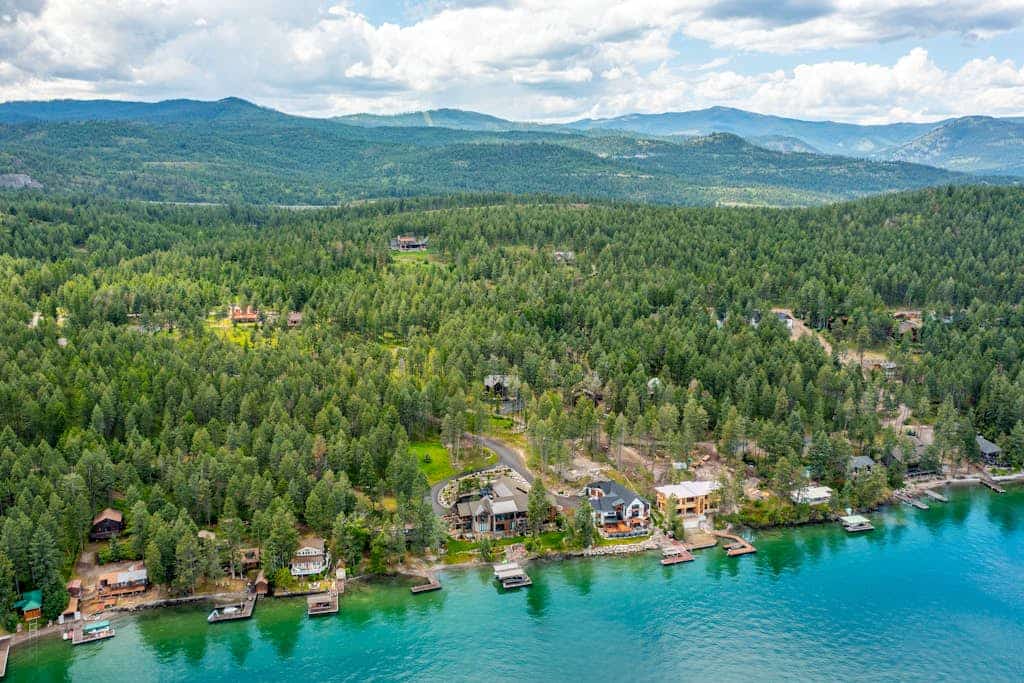 Wilderness retreat with a large deck, grill, updated interior, fireplace, and AC