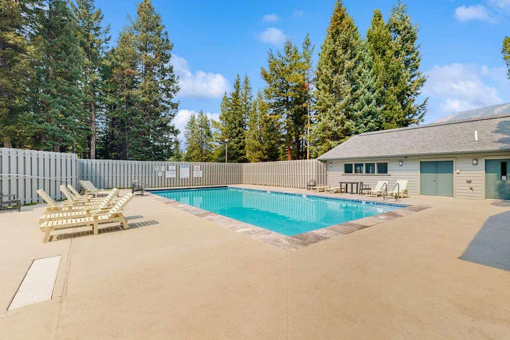 Townhome minutes from slopes
