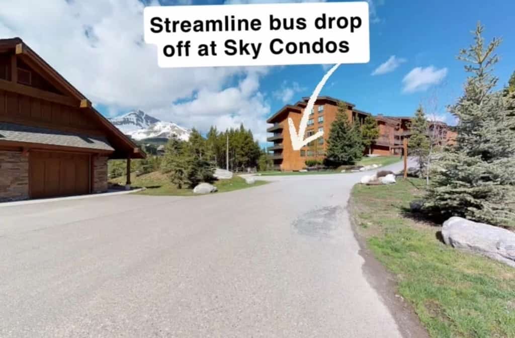 Beautifully updated Big Sky chalet with hot tub, deck & free WiFi