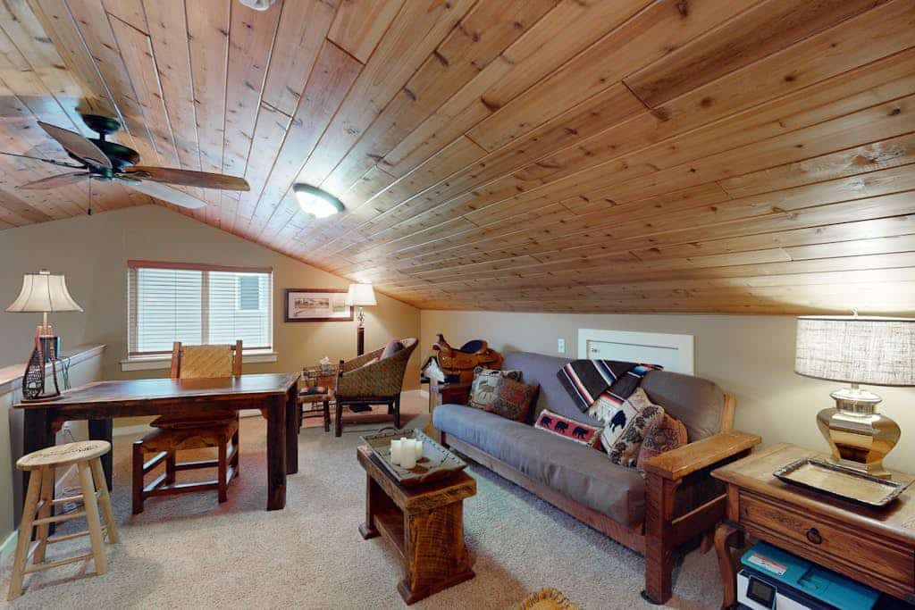 Modern Mountain Getaway with New Hot Tub – Big Sky, Montana