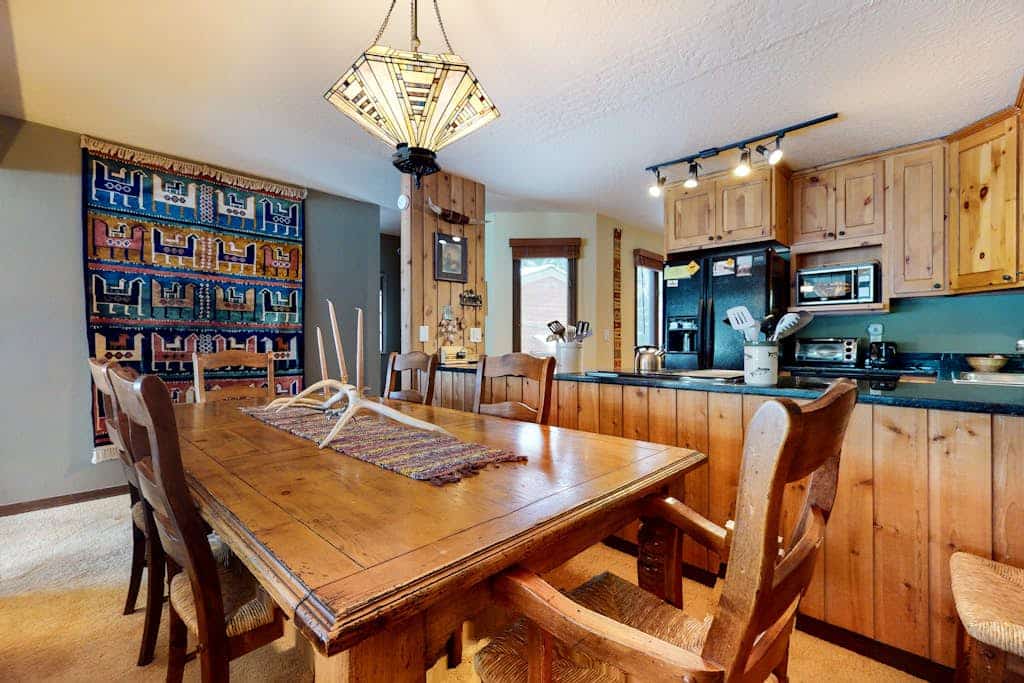 Rustic townhome near Jackson Hole Golf & Tennis Club with private sauna & deck