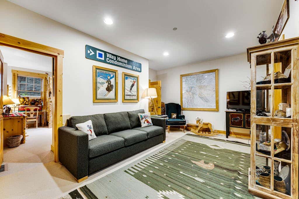 3137 Arrowhead