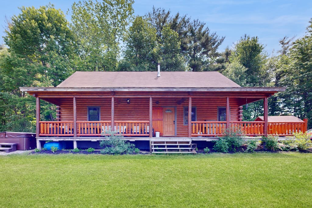 Charming Hideaway