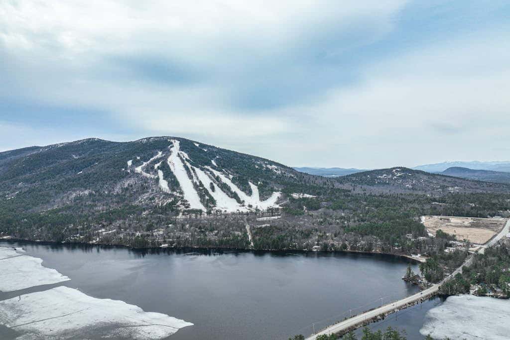 Lake View by the Mountain