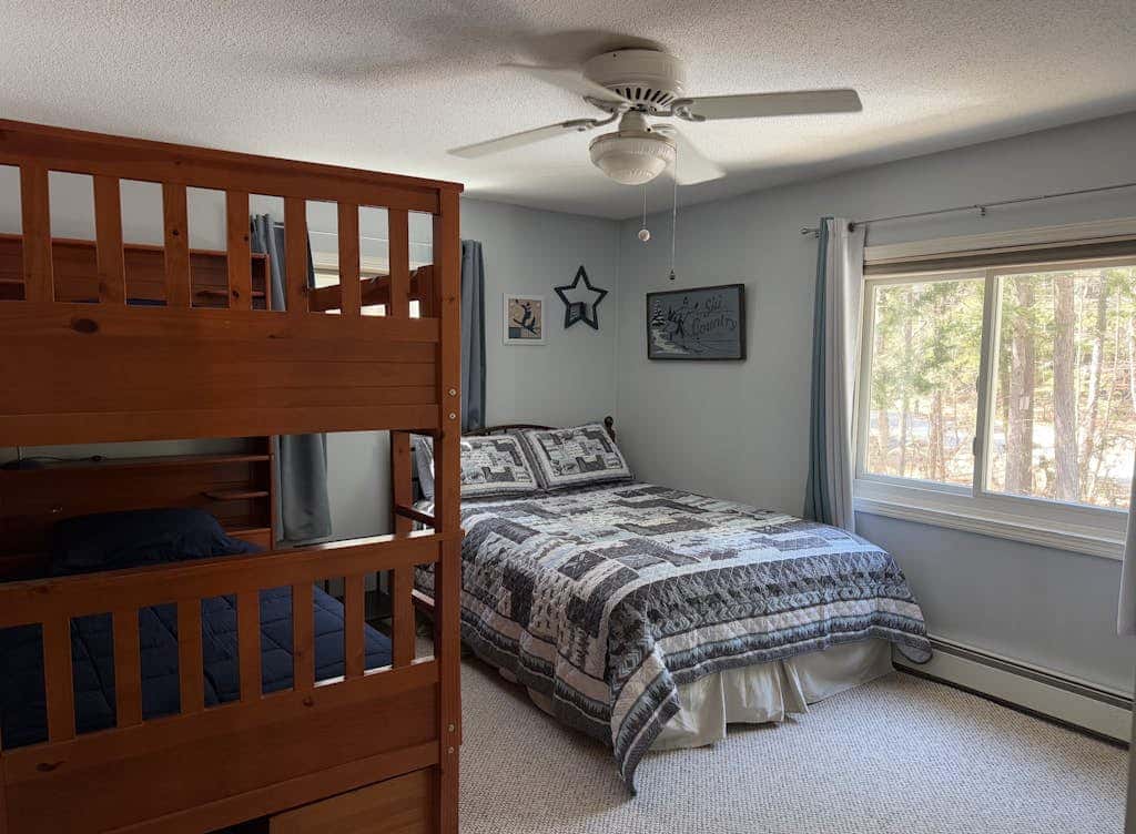 Pleasant Mountain Ski Chalet