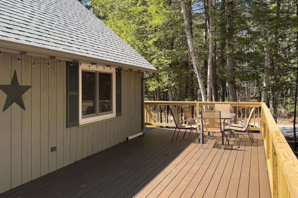 Pleasant Mountain Ski Chalet