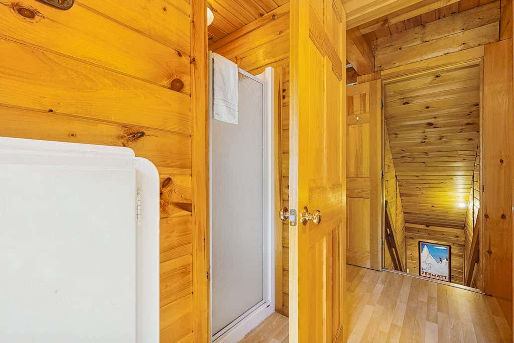 The Moose Cabin