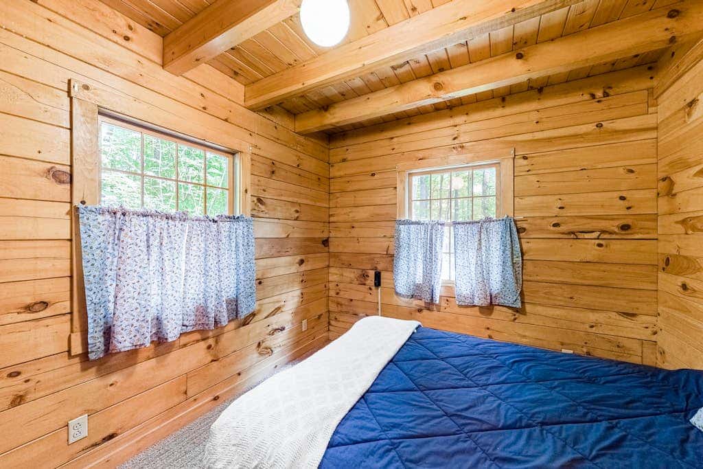 Lake View Cottage