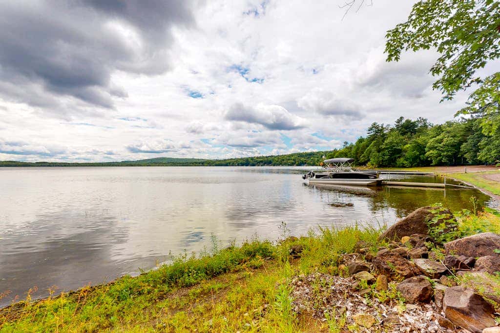 Lake View Cottage