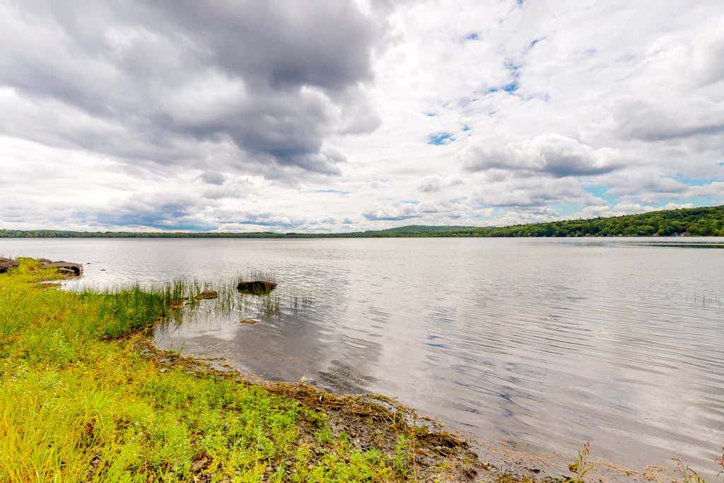 Lake View Cottage
