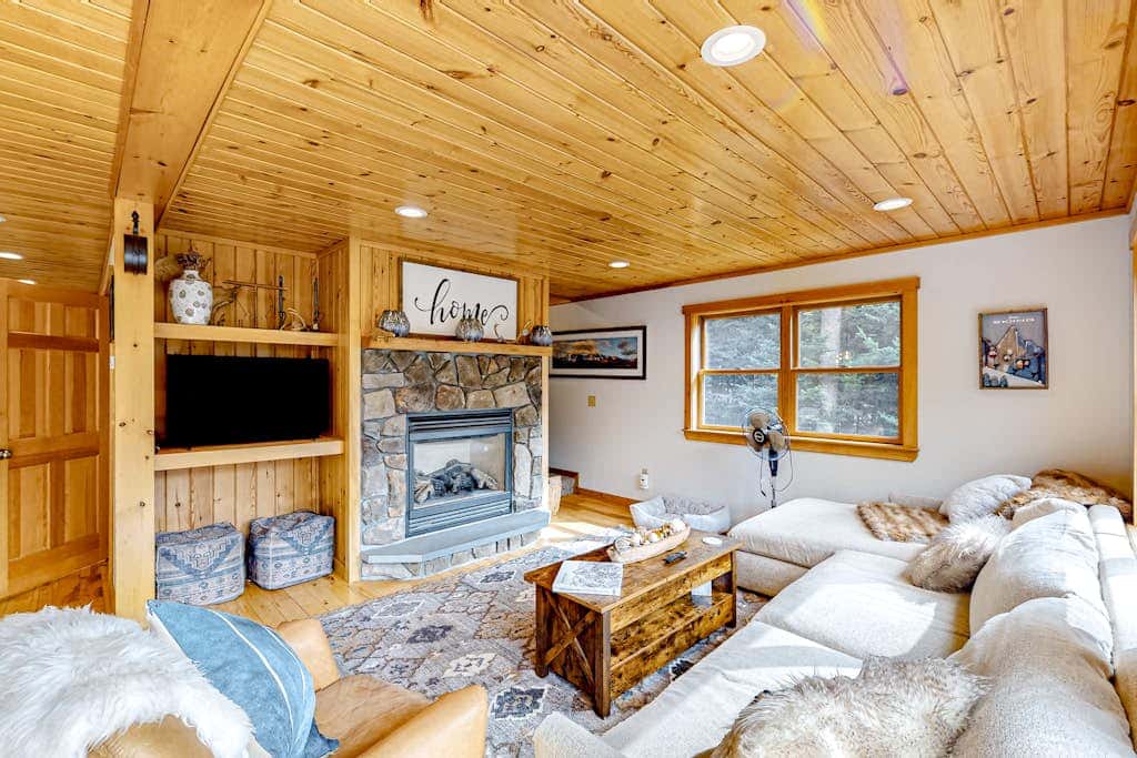 Cozy Bear Mountain Retreat