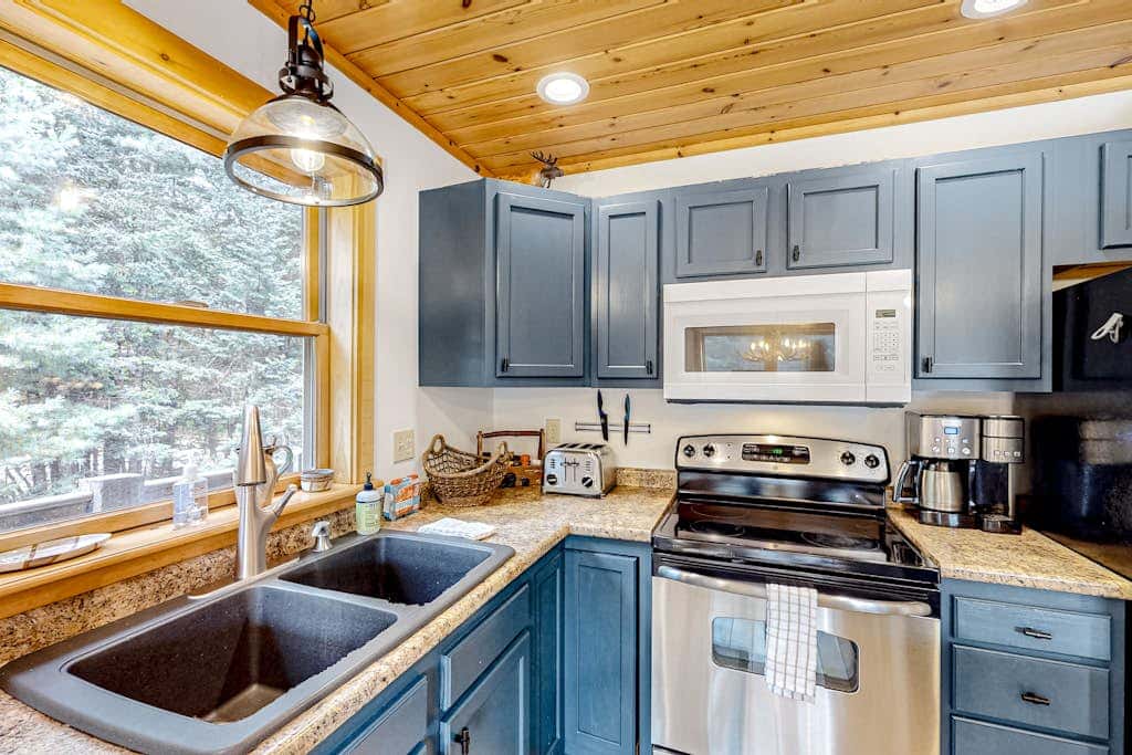 Cozy Bear Mountain Retreat