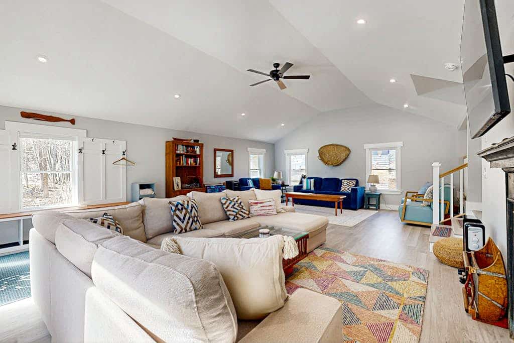 Inviting Bridgton House with Cozy Interiors and Modern Amenities