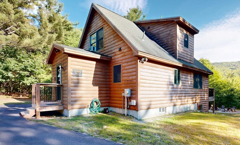 Elegant Mountain Chalet with Hot Tub, Fire Pit, and Easy Access to Mt. Abram