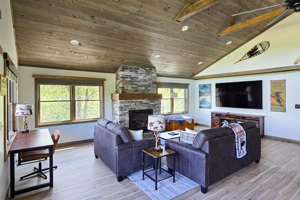 Brightwind Lodge