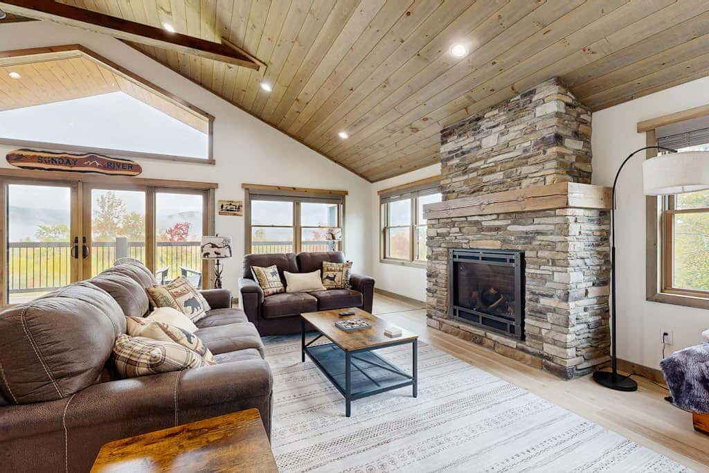Brightwind Lodge