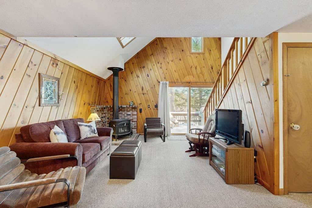 Lake Cabin | Fire Pit | Direct Lake Access | Pool | Near Ski Area