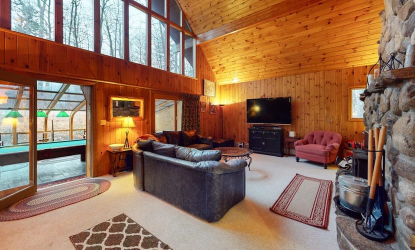 Stunning Ski Lodge with Mountain Views & Epic Game Room - Walk to Resort