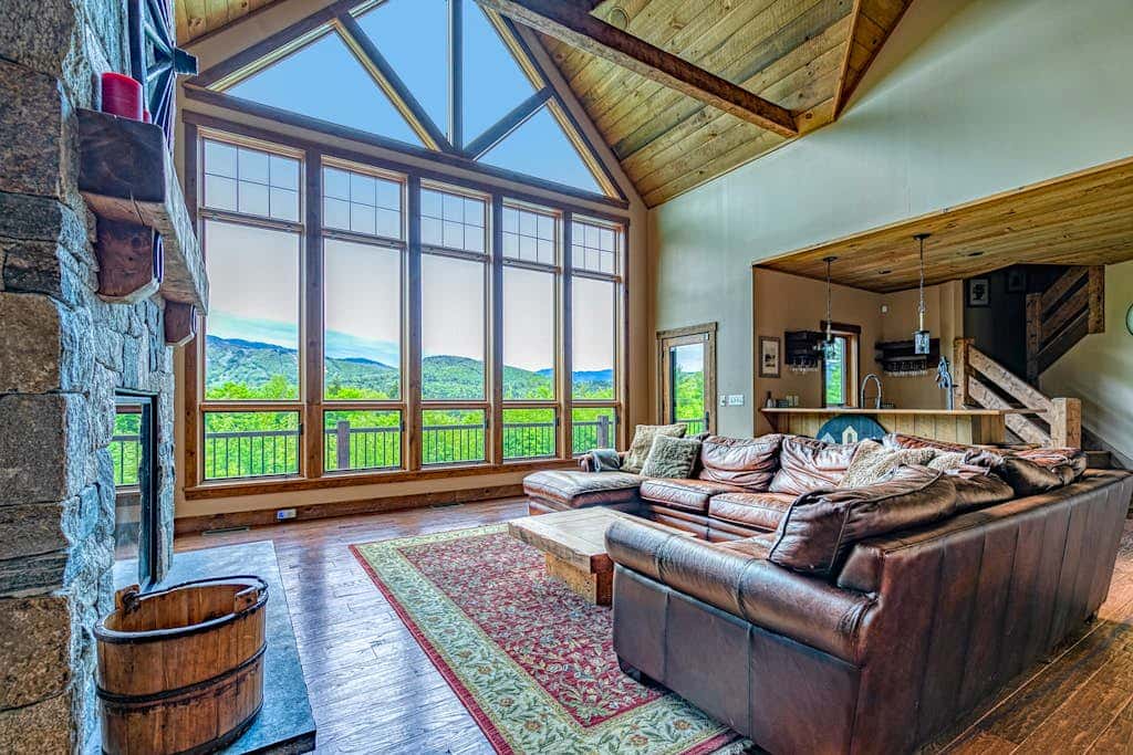 Mountain Estate Family Getaway