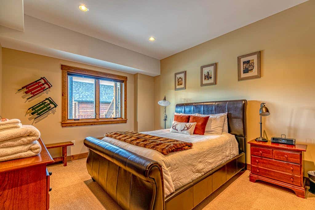 Mountain Estate Family Getaway