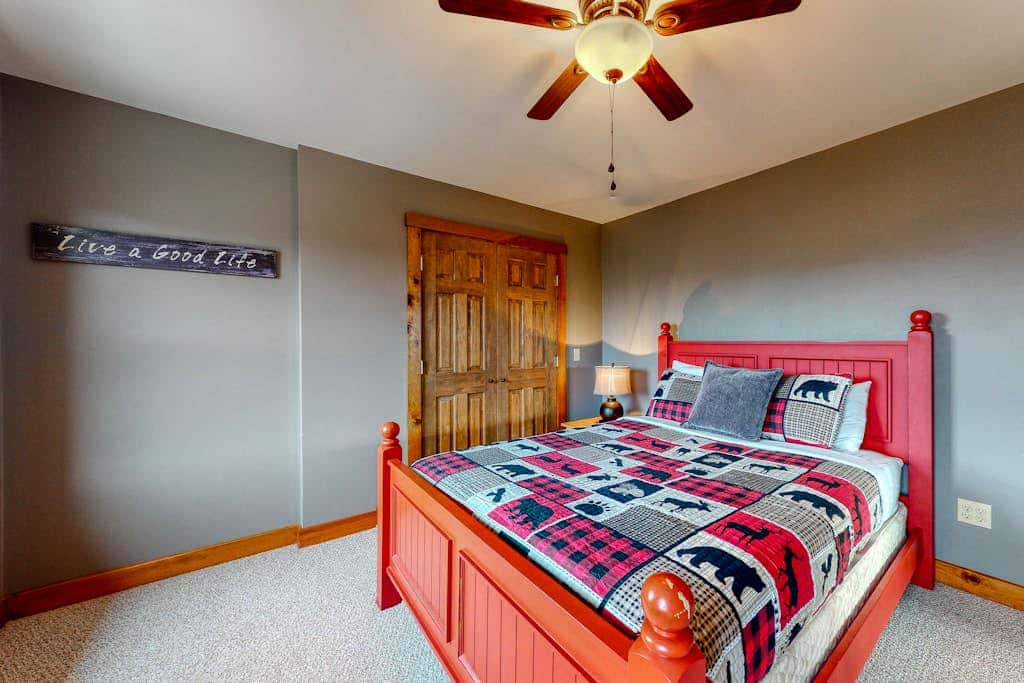 Thunder Ridge Lodge