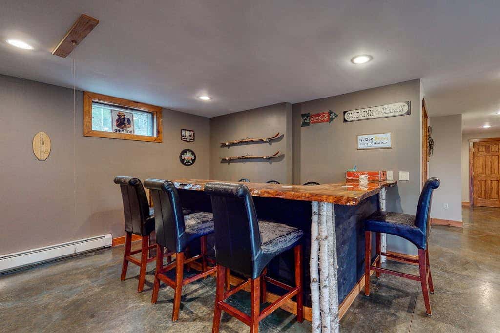 Thunder Ridge Lodge