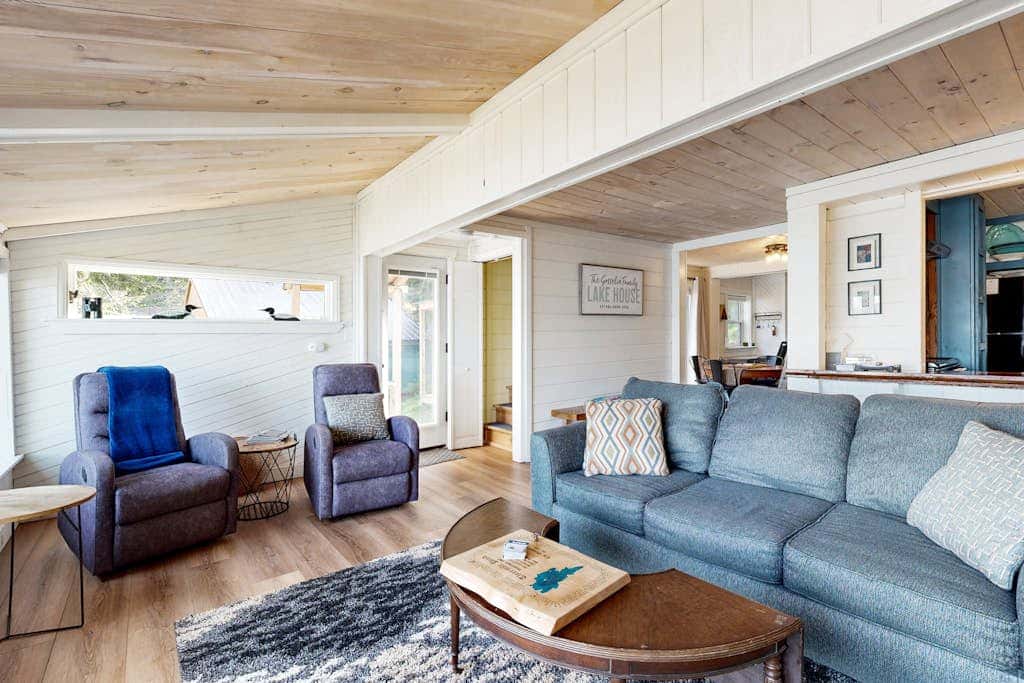 Dark Harbour Cottage