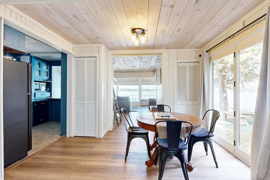 Dark Harbour Cottage