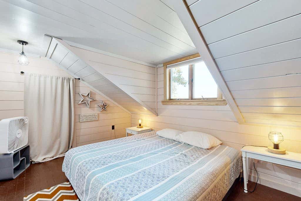 Dark Harbour Cottage