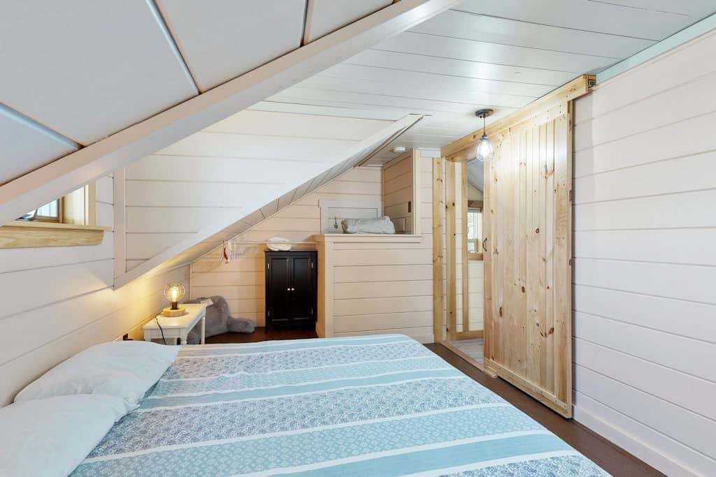 Dark Harbour Cottage