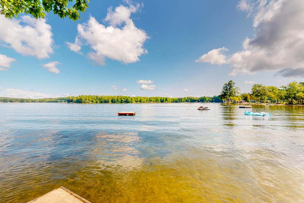 Lakefront Retreat
