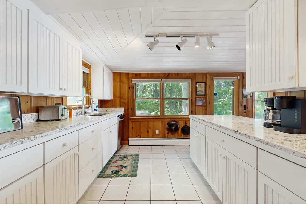 Lakefront Retreat