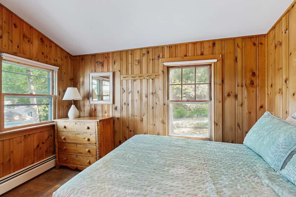 Lakefront Retreat